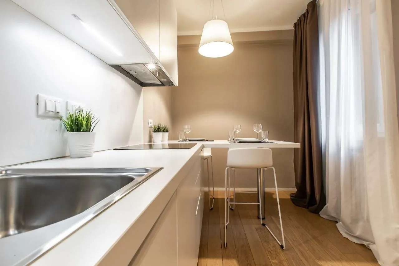Rialto Canal View Deluxe R&R Apartment Venice Italy