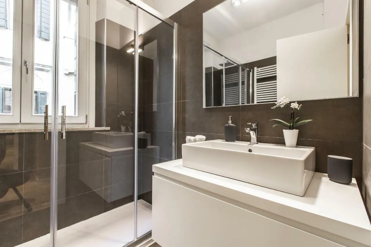 Rialto Canal View Deluxe R&R Apartment Venice Italy